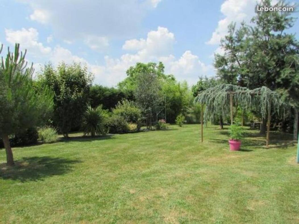 Bed and Breakfast La perle rouge A Panazol Esterno foto