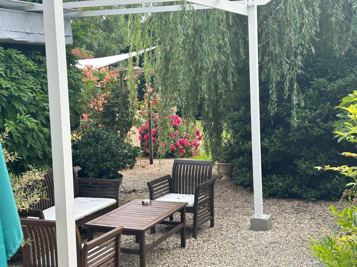 Bed and Breakfast La perle rouge A Panazol Esterno foto